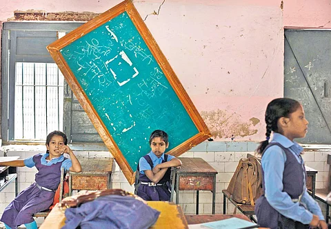 Enrolments in UP govt schools decline: CAG