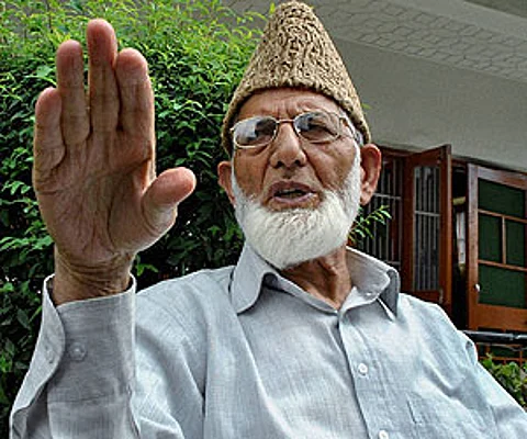 Separatist leader Syed Ali Geelani asks Jammu and Kashmir people to resist