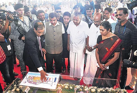 Cochin Shipyard Ltd CMD Madhu Nair explaining a minature model of the new dry dock to Union Minister Nitin Gadkari, Hibi Eden MLA, Chief Minister Pinarayi Vijayan, K V Thomas MP and Kochi Mayor Soumini Jain as part of the groundbreaking ceremony in Kochi