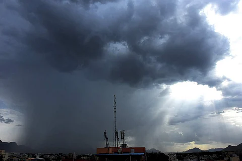 Intermittent intense rain likely in Mumbai: IMD 