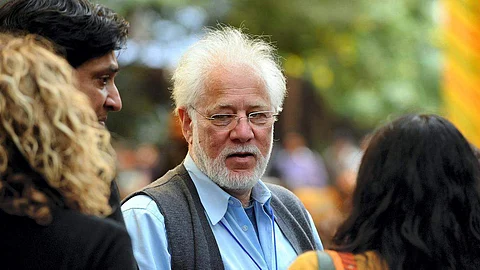 Michael Ondaatje's 'The English Patient' wins Golden Man Booker Prize