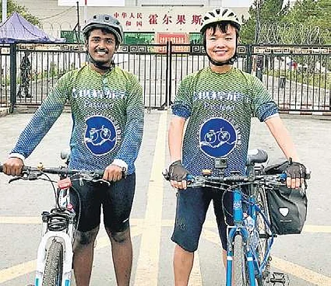 Kesava Kirupa Dinakaran with Jerry Huang from China