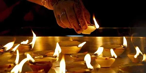 Over 60,000 diyas have been sourced by the local administration from diya makers and potters.