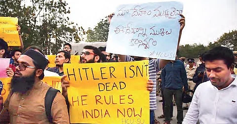 Students of UoH and MANUU (right) protest against CAA and NRC on their campuses in Hyderabad on Monday |Vinay Madapu