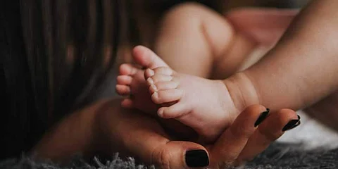 Woman delivers baby in auto in Andhra's Kurnool district