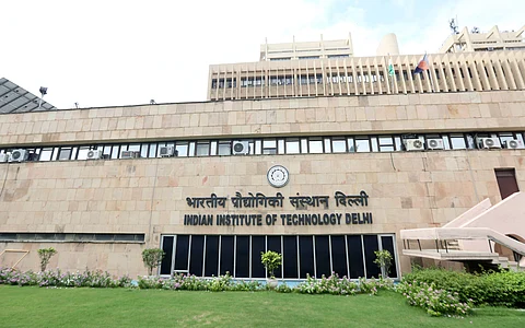 Now, IIT Professors to join on contract basis for 5 and a half years