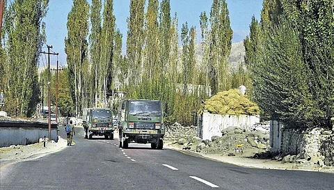 Army vehicles move towards E-Ladakh amid prolonged India-China stand off | FILE