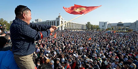 Kyrgyzstan president Sooronbai Jeenbekov declares state of emergency amid protests