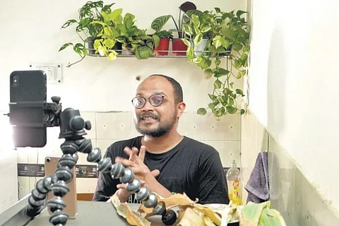 Snapshots of Lazy Gardener’s founder Vinayak Garg shooting for his daily 30-minute live sessions on his company’s YouTube channel