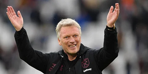 West Ham United manager David Moyes signs new long-term deal with club