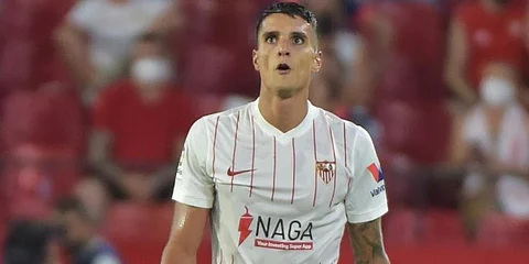 Erik Lamela scores to give Sevilla a perfect start in La Liga