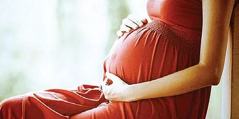 Chennai: 50-year-old woman delivers twin babies via IVF at govt hospital