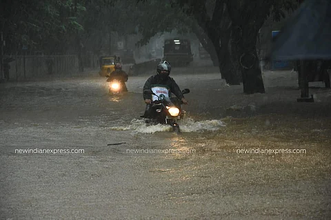 Winds and rainfall dip temperature in Chennai