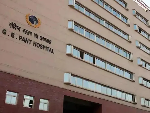 GB Pant Hospital cardiology head jumps to his death from residential building