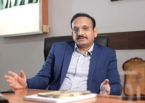 Dr Ragunanthan