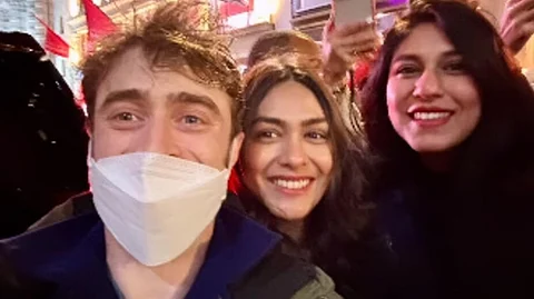 Mrunal Thakur shares fan-girl moment with 'Harry Potter' star Daniel Radcliffe