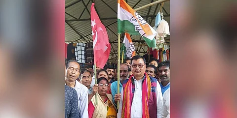 Congress supporters and Left with CPI-M's Ambassa candidate.