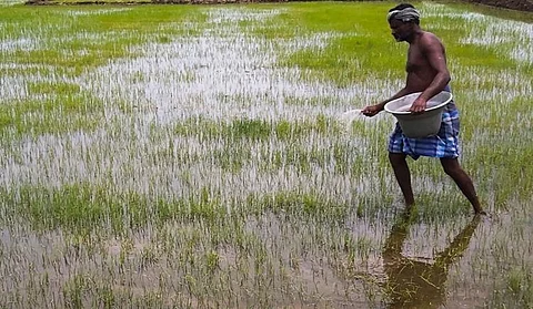 Intervening, state assembly speaker Rahul Narvekar said he will consult both parties and hold the discussion on the farmers' issue on Thursday.