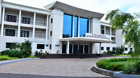 VP Bio-Technology College