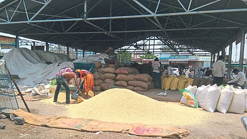 Ova Market