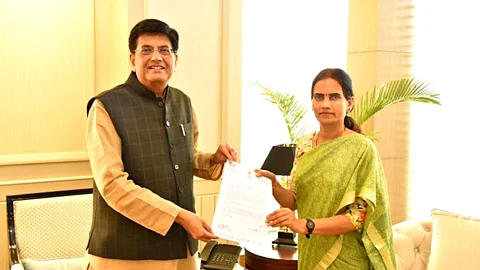 bharti pawar met piyush goyal