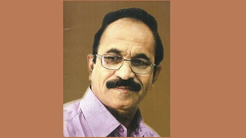 Dr. Ravindra Shobhane