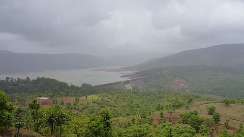 Koyana Dam Rain