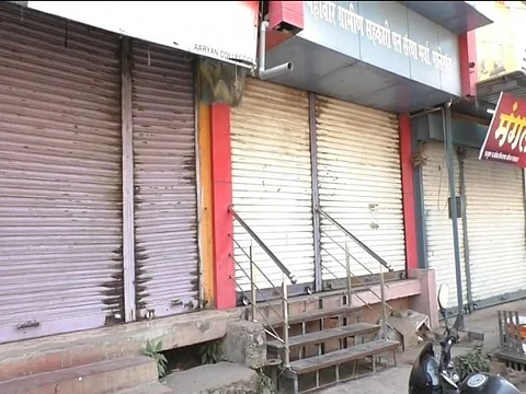 Soyabean Rate : सोयाबीन दर पडल्यानंतर 'स्वाभिमानी' आक्रमक, मालेगाव शहरात कडकडीत बंद