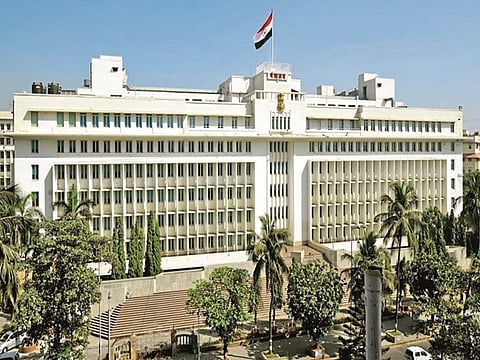 Drought Prone Area : सरकारमधील मंत्री, आमदारांच्या तालुक्यांचाच दुष्काळात समावेश