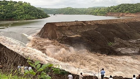 Dhom Dam Burst