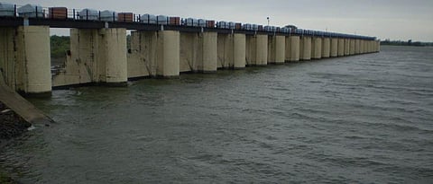 Discharge of 66524 cusecs from Jayakwadi begins