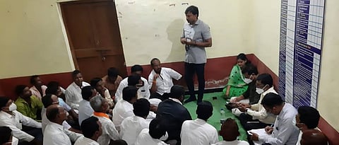 Wells, farm roads from Rohyo Get started: Nimbalkar
