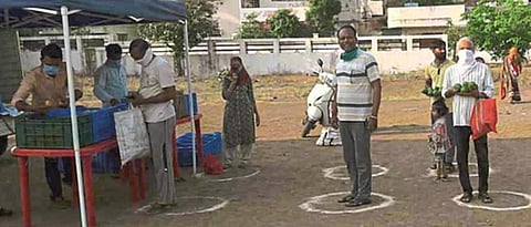 Optional sale of agricultural commodities Make arrangements available