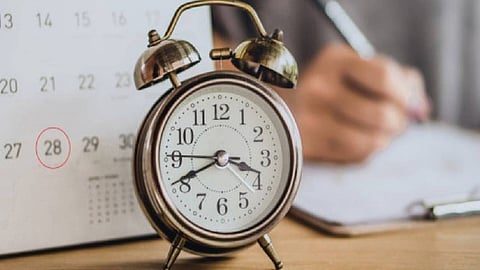 العمل الإضافي