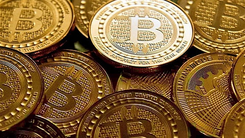 انخفاض سعر «بيتكوين»