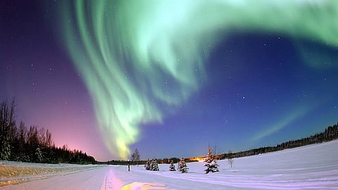 عرض ضوئي بالعالم