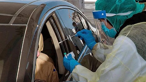 لقاحات كورونا