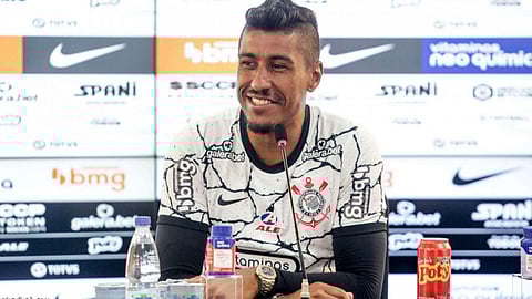 البرازيلي باولينيو لاعب الأهلي السابق