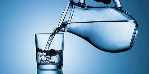 النمر يحدد 6 فوائد لشرب الماء في الشتاء