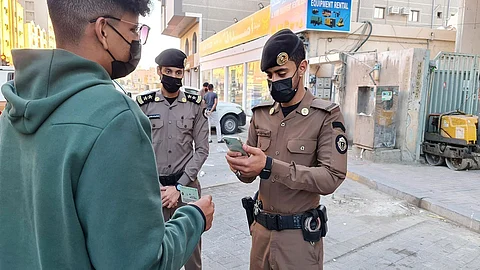 مخالفات إجراءات كورونا الاحترازية