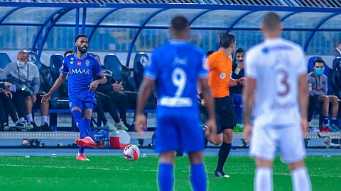 الهلال يقسو على الشباب