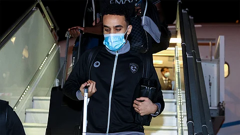 بالصور.. بعثة الهلال تصل الرياض بعد الخسارة أمام الأهلي في مونديال الأندية