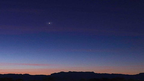 اقتران كوكبي الزهرة والمريخ