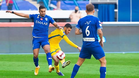 مواجهة نارية بين الهلال والنصر في دوري روشن.. غداً