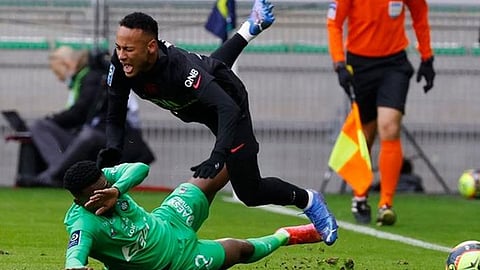 نيمار يقترب من دعم باريس أمام الريال