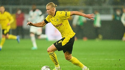 إيرلينج هالاند مهاجم فريق بوروسيا دورتموند