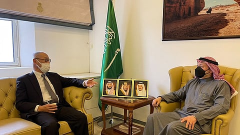 جانب من اللقاء بين السفير الياباني ووكيل وزارة الخارجية