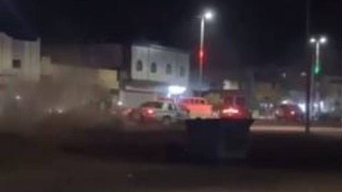 مواطن صدم دورية مرور أثناء قيامه بالتفحيط