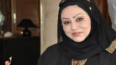 الفنانة العمانية الراحلة شمعة محمد
