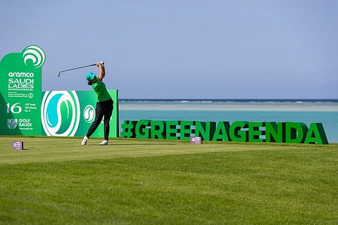 جولف السعودية تطلق أول برنامج عربي للتعليم